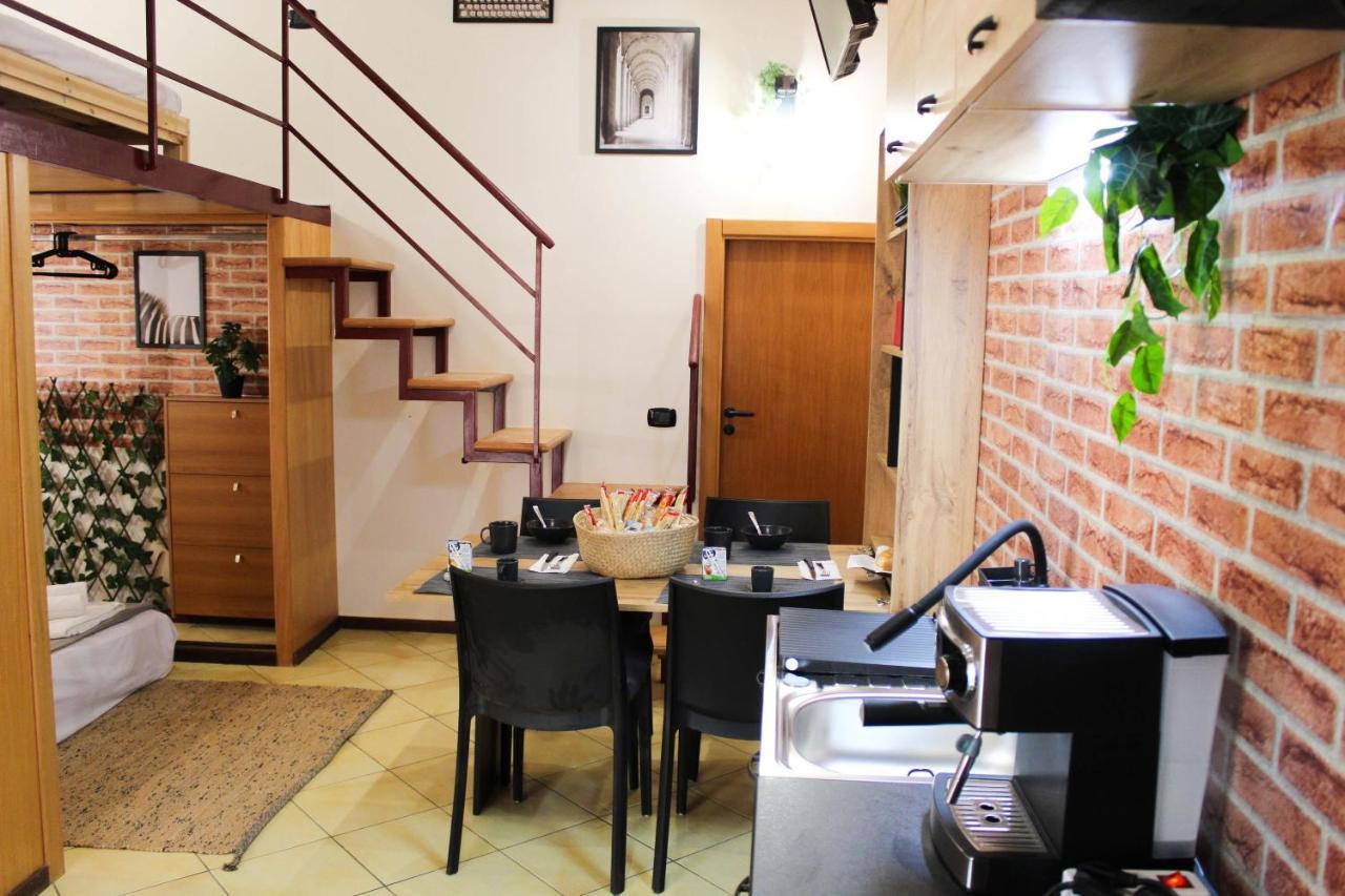 דירות נאפולי Pedamentina Pulcinella Loft מראה חיצוני תמונה
